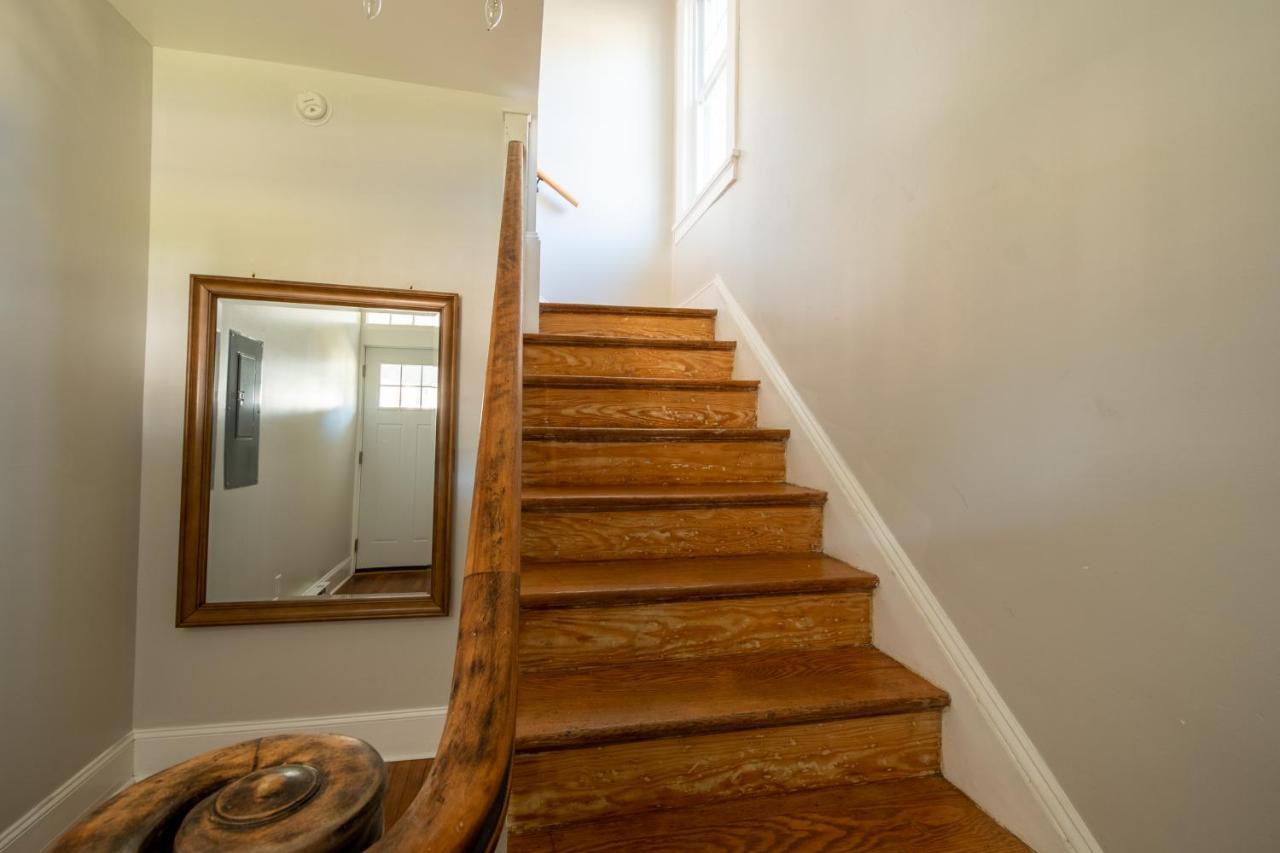 Contemporary 3-Bedroom Home With Balcony In Rva Richmond Exterior photo